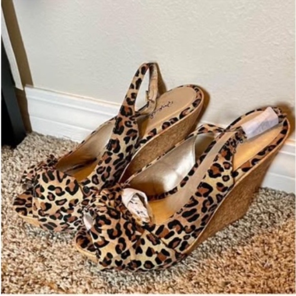 Leopard Wedge Shoes